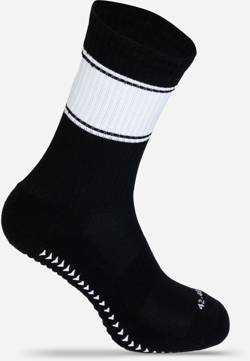 black/white